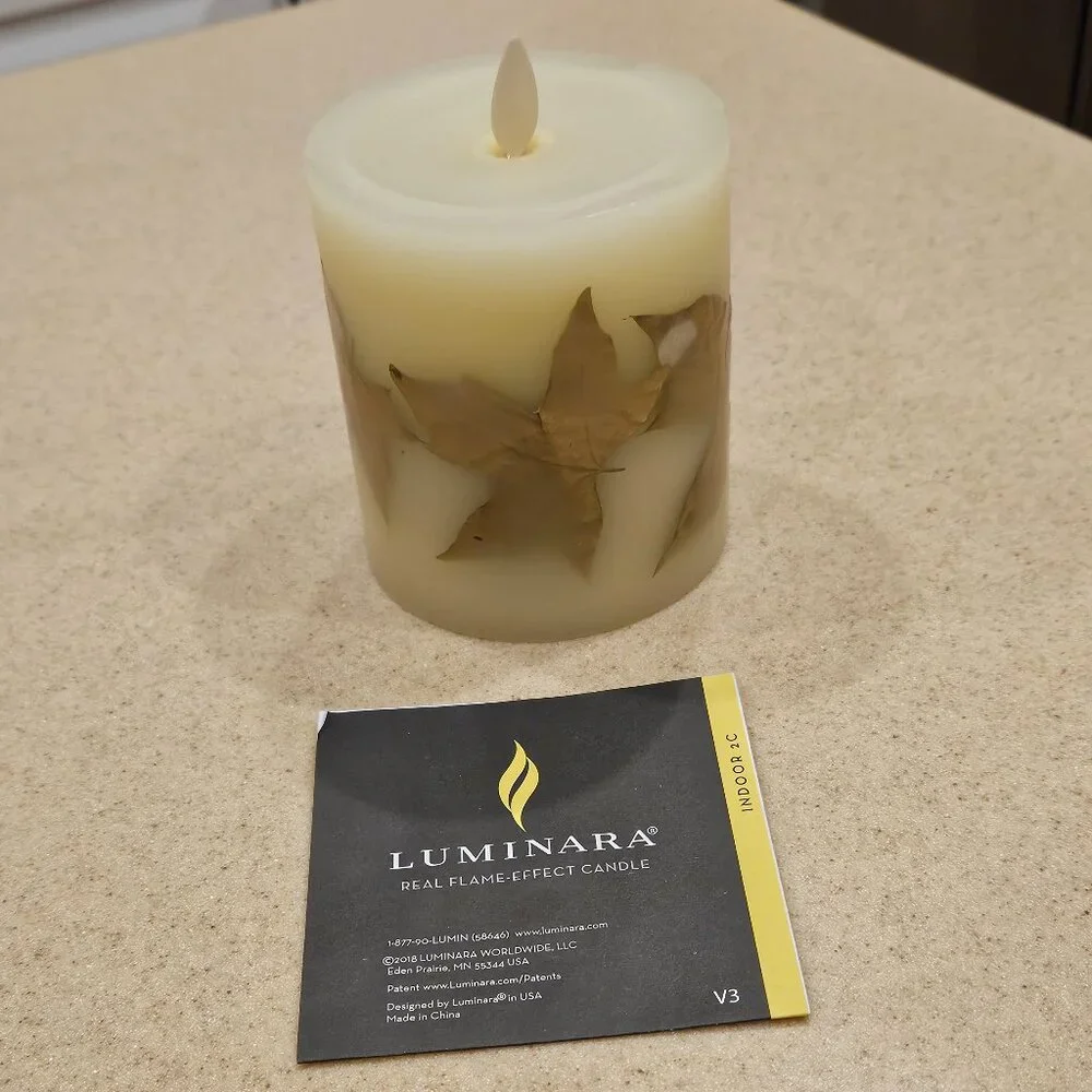 RARE LUMINARA FLAMELESS MOVING WICK FALL GOLD LEAF PILLAR CANDLE BATTERY CANDLE